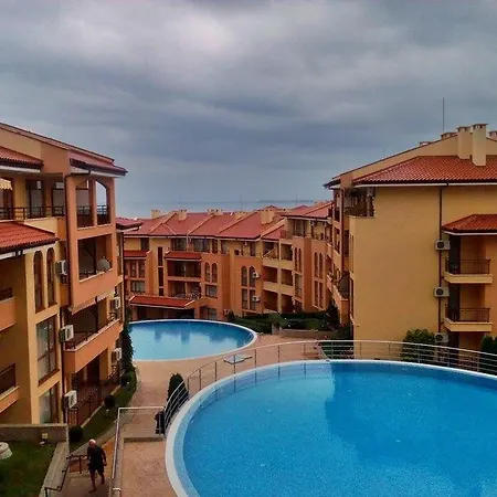 Appartamento 107 *